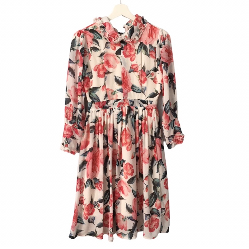 Floral Dress with Ruffle Collar